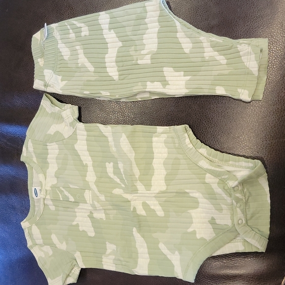 Old Navy Other - OLD Navy outfit